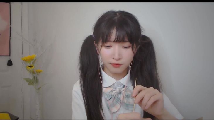 [在线ASMR] ASMR-Deep-Inner-Ear-Cleaning–Blowing’边吹气边掏耳,金手指,老司机的福音