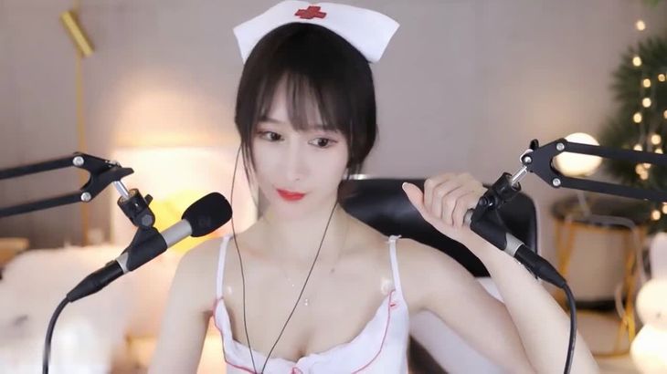 [在线ASMR][阿稀稀大魔王ASMR]足控史莱姆摇水瓶弹舌口腔音触发音视频集 37