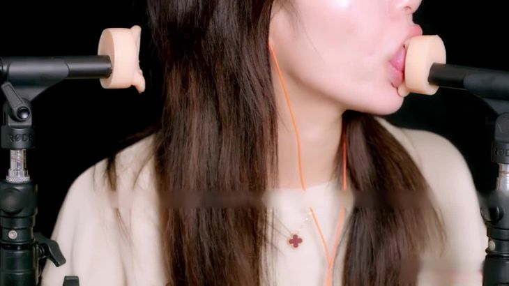 [在线ASMR]ASMR小萌 十一月会员舔耳喘息