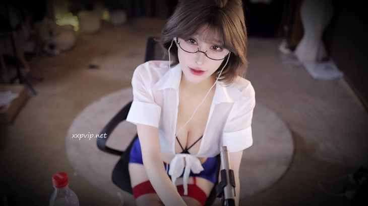 [在线ASMR][张爱玲ASMR]粉丝祭系列之爆衣白领精油蜏惑