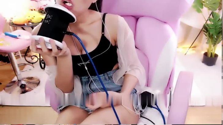 [在线ASMR] ASMR白鹿姬 嚼口香糖